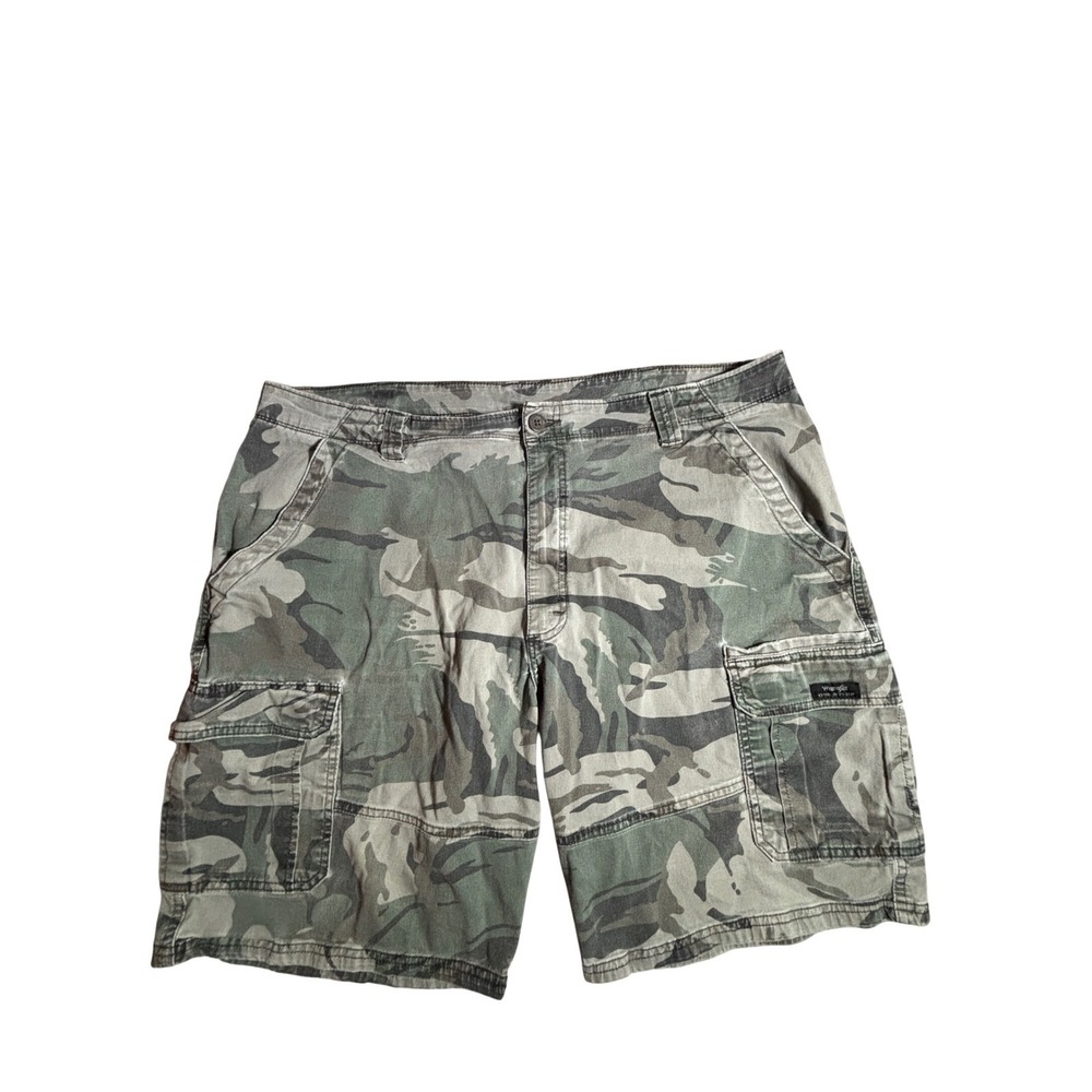 Wrangler Mens Cargo Shorts Size 40 Green Camo Relaxed Fit Multi Pocket Cotton
